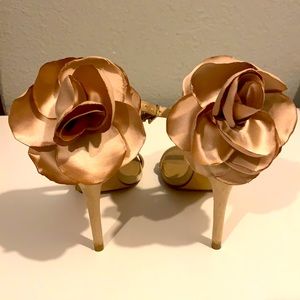 Sexy strap high heels that are slightly used